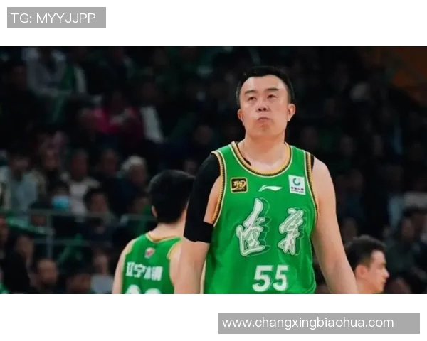 赵继伟调侃与韩德君不熟悉，辽宁男篮全运会胜吉林