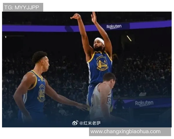 勇士3人20+复仇太阳，终结3连败！库里28分9板6助，布克空砍38分